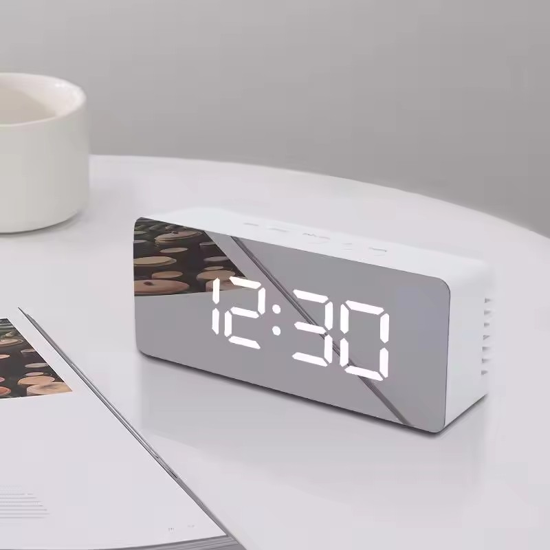 1Pc White Digital Clock LED Mi - Lighting Home Decor Wall Clocks 리뷰 및 가격