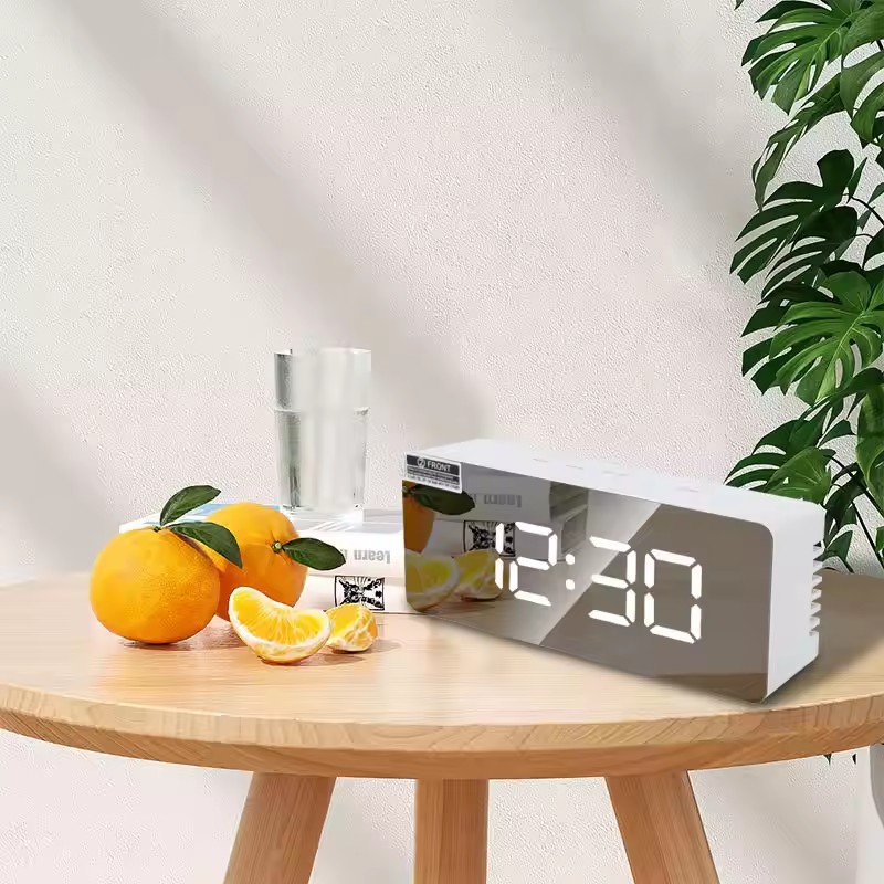 1Pc White Digital Clock LED Mi - Lighting Home Decor Wall Clocks 리뷰 및 가격